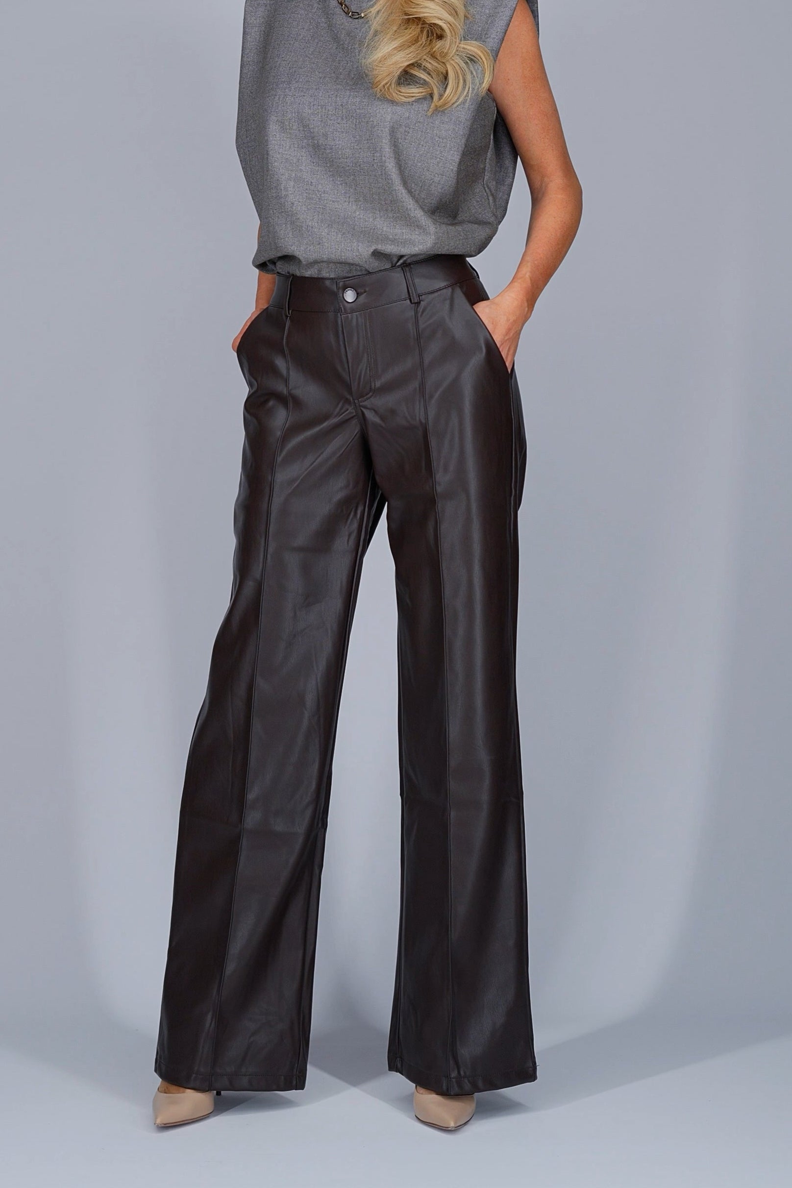 Donkerbruine wide leg broek in imitatieleer-MyEssentials