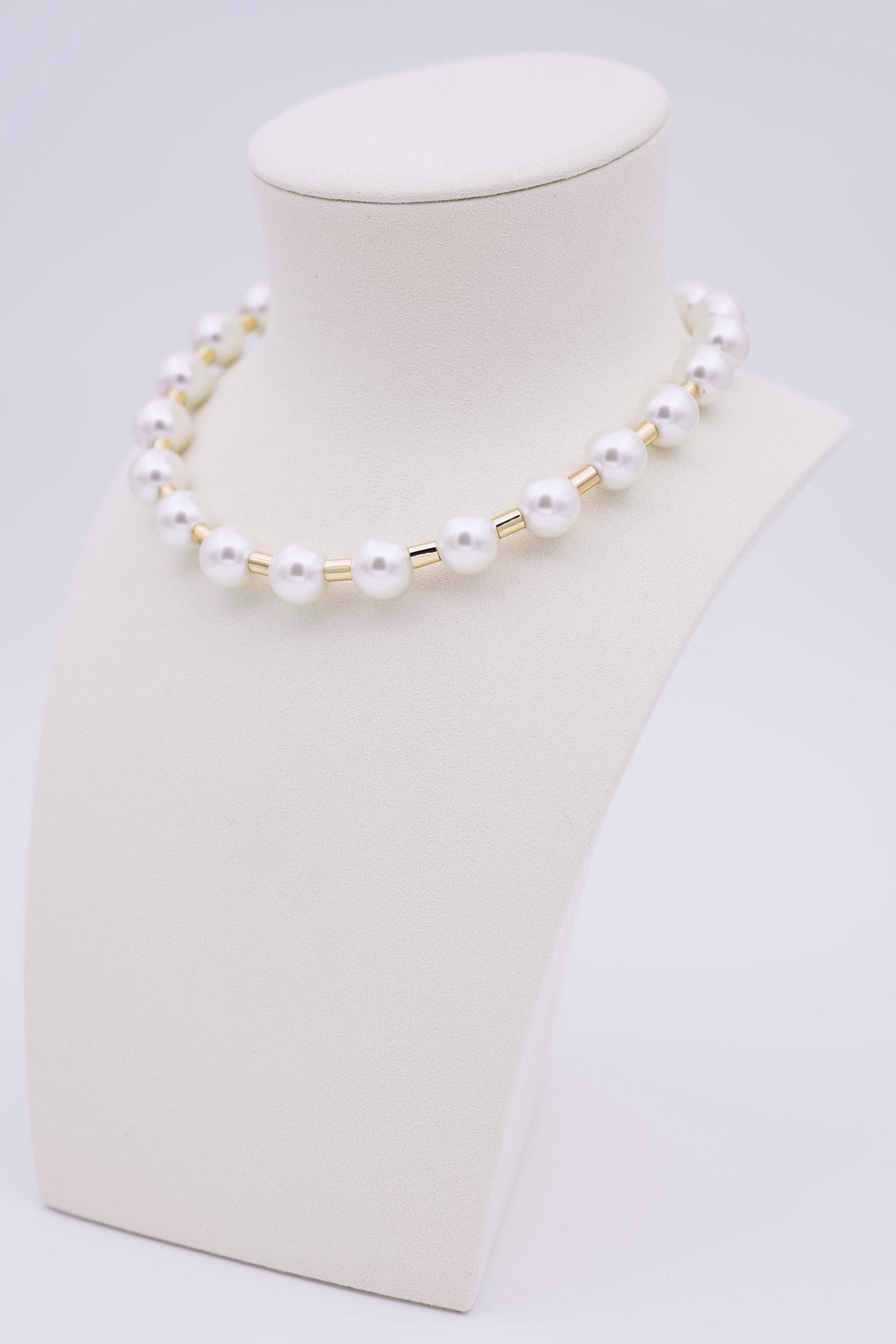 Goudkleurige parelketting-MyEssentials