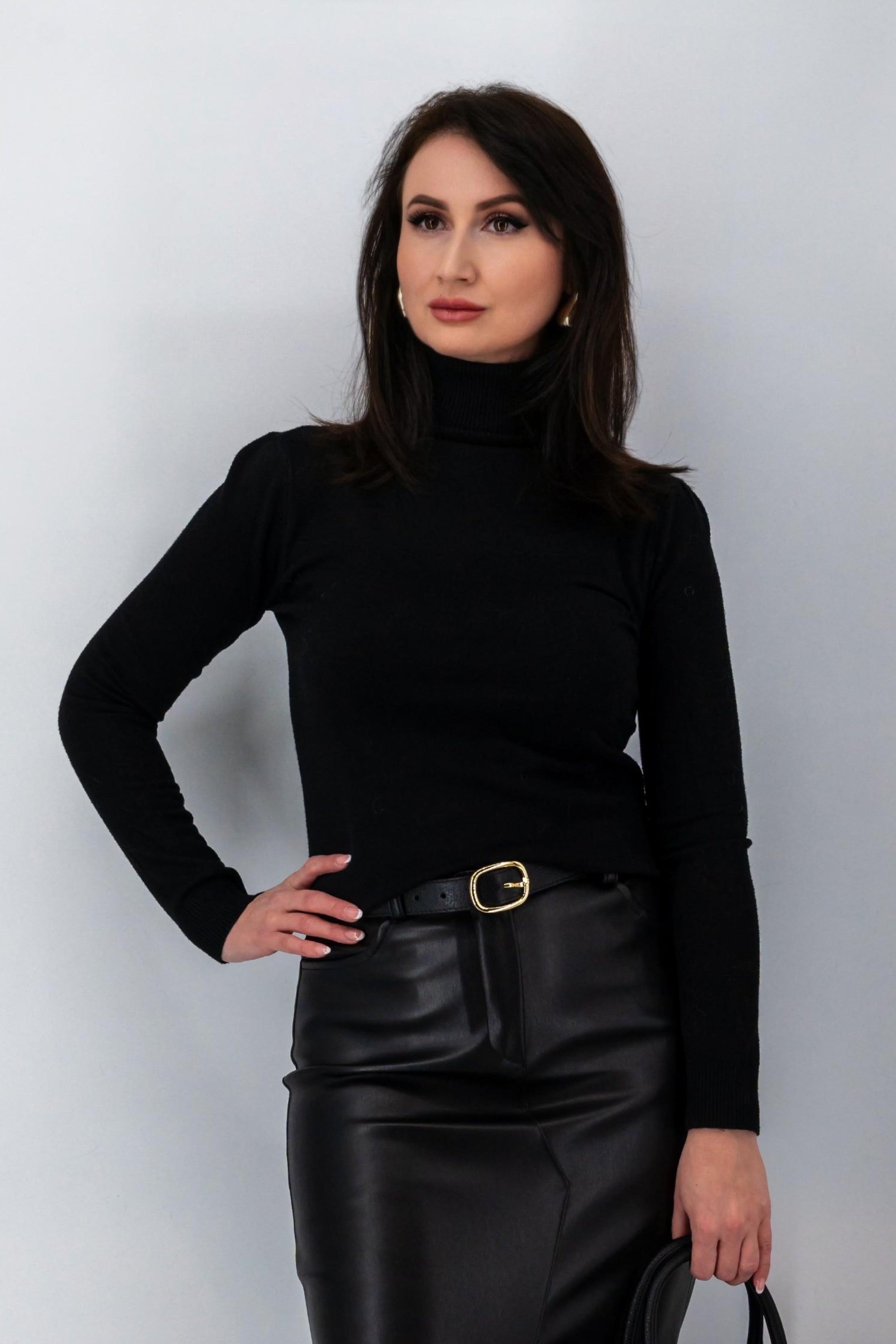 Zwarte pullover met rolkraag-MyEssentials